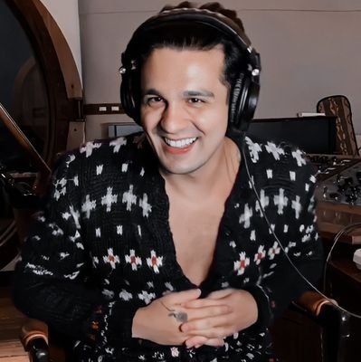 O seu sorriso me encanta há 12 anos @luansantana ❤️  05/01/2020▶️sigo todos os fcs e fans accounts de volta