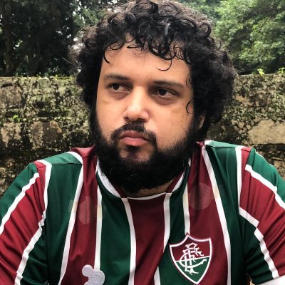 Professor, doutorando em Letras Clássicas, apaixonado pelo Fluminense e adoro falar da minha paixão. 
Insta: @gheathcliff