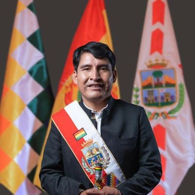 Nací el 26 de septiembre de 1979 el municipio de Presto-Chuquisaca. Presidente del proyecto político Bolivia Somos Todos (BST).