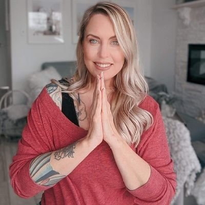 tbeautycoach's profile picture. Author ✍️ Public Figure / Transformation & Meditation Coach / Self-Projection/ Gaia Ambassador (only 1 backup acc: @tbeautycoach2)