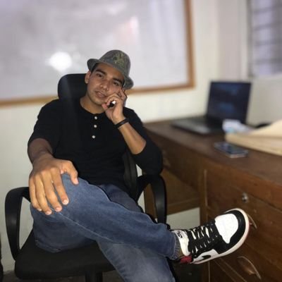 buelvas_pestana's profile picture. * Estadística 📊
* Juego de tronos ❄️🐺
* Animes 😃
* Juegos 🎮
* Café ☕