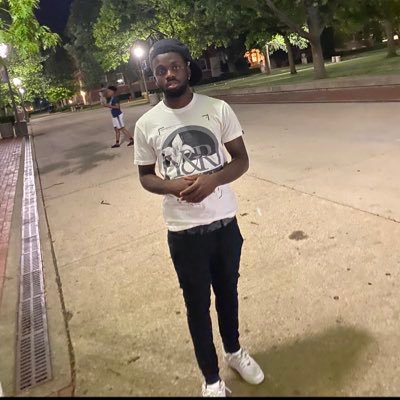 a gutta story🖤 Videographer🎥// IG:@shotbypreux #StillSpinnin🌐 #SBP🌐
