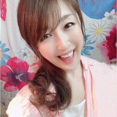 元ミス日本。女優。仮面ライダークウガ ガリマ役🌸舞台War of Black Empirez (WBE)お市役 https://t.co/rVZlYQZ7vk チケットは木戸美歩扱いで♡☘️DMは使ってません🙇‍♀️☘先駆舎所属🌸日常生活呟いてます♬.*ﾟ