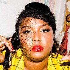 lizzo fan account • turn on the notifications