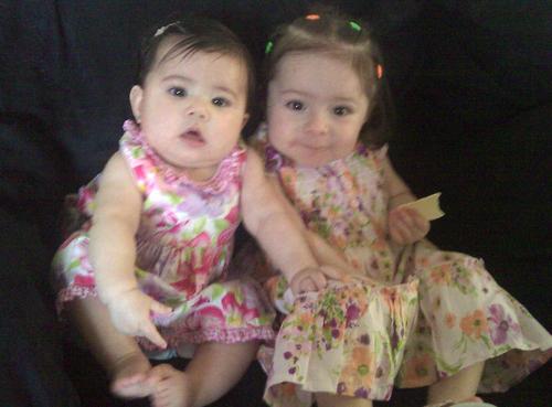 Hi my name is Nicole im 22 yrs old i have 2 beautiful baby girls named Leylah  & Delylah their my world and Daddys Princesses!!!!