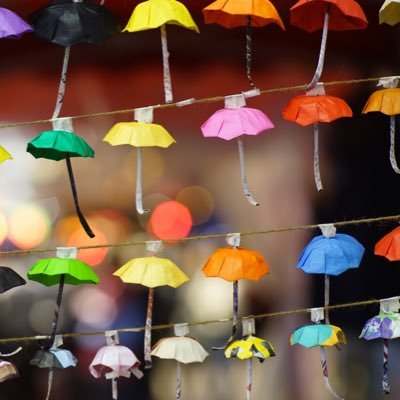 UME_JP2014's profile picture. 香港雨傘運動展(UME)新アカウントです。(旧アカウント@UME_JPN)2014年9月香港で雨傘運動が起き、現地で知り合った香港写真家集団"前線真相Fronact"との写真展&トークイベントを日本で開催。現在も写真展、トークイベント、シンポジウム等を通し、香港について発信しています。