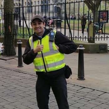 Door Supervisor, Venue Medic & Proud Volunteer with Have a HART Help the Homeless @hart_outreach | All views and opinions are my own | LGBT 🏳️🌈