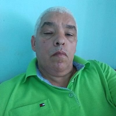Somos todos iguais, embora pensamos e agimos diferentes, mas o nosso carácter
é que, nos define se somos bons ou maus.