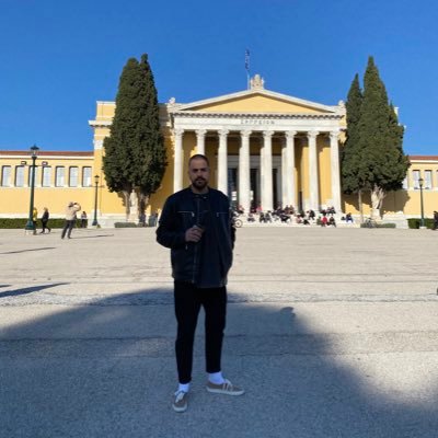 billy13st's profile picture. 