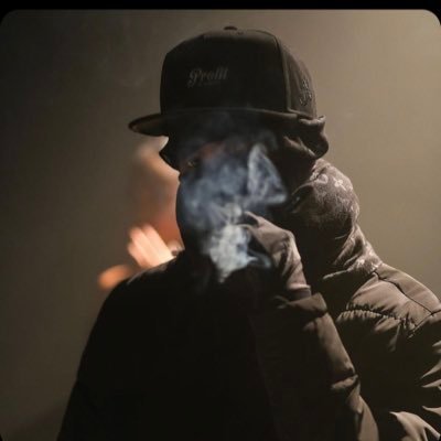 RheinhardNiels's profile picture. 