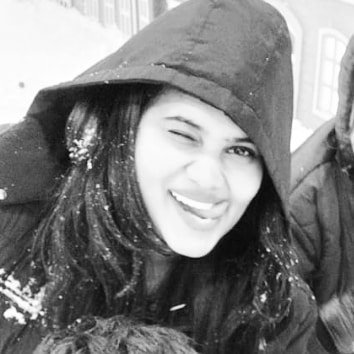 ThakerMansi's profile picture. In fewer than 160 Characs?! Nah!