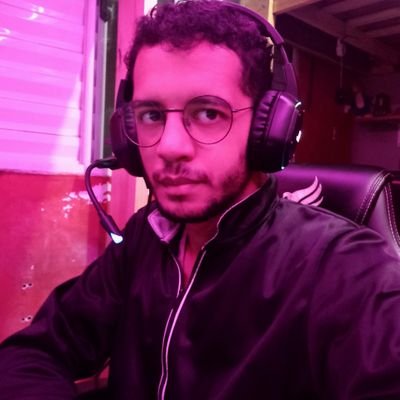 Twitch streamer
https://t.co/oRpdLCljtQ
Titã de Bolha
26anos
Brasil, São Paulo