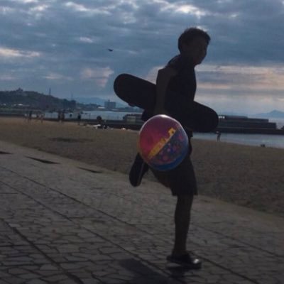hikangarur's profile picture. 大阪 今年25歳 会社員 webエンジニア目指して勉強始めました。  とりあえず継続すれば叶うと信じ勉強してます。HTML・CSS→Javascript学習中💻 初学者と繋がりたい！🌸 #codeship