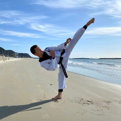 #空手道 #Taekwondo #taekwondo #テコンドー に付いて学び修行に身を置くものです @kuri_ku2