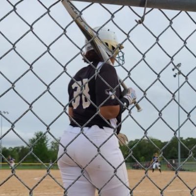 TajsiaH's profile picture. 🥎1st Base/3rd Base //3.8 GPA // #38 // ‘25