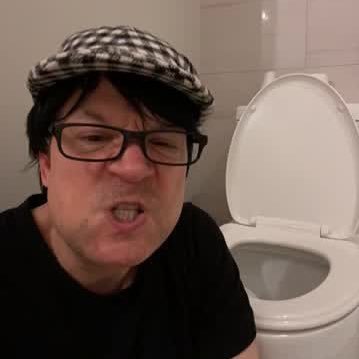 EMellancamp's profile picture. #endourcladdingscandal