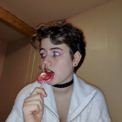 Twitch affiliate, foodie and gamer.
https://t.co/BkntrEUCjG