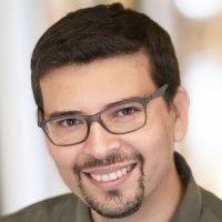 Daniel E. Acuna Profile