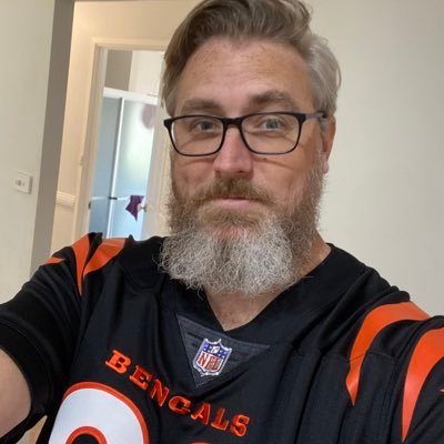 Sydney Tech. Bengals fan. All opinions are my own, and deeply one eyed with respect to the Bengals.