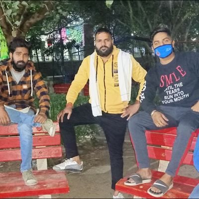 हिन्दूओं के लिए जीवन समर्पित 👏🚩🐆
#राष्ट्रवादी 🇮🇳🙏
#राष्ट्र_स्वाभिमान_दल)))))
