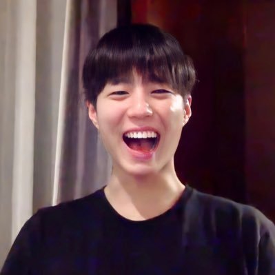 @BOGUMMY🤎𝙄𝙩'𝙨 𝙤𝙣𝙚 𝙤𝙛 𝙩𝙝𝙚 𝙢𝙮 𝙙𝙧𝙚𝙖𝙢𝙨 . 𝙄 𝙗𝙚𝙡𝙞𝙚𝙫𝙚 𝙩𝙝𝙖𝙩 𝙙𝙧𝙚𝙖𝙢 𝙬𝙞𝙡𝙡 𝙘𝙤𝙢𝙚 𝙩𝙧𝙪𝙚 𝙤𝙣𝙚 𝙙𝙖𝙮🌸🍀