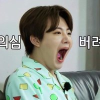 PhyuHmuee23 (@hmuee23) 's Twitter Profile