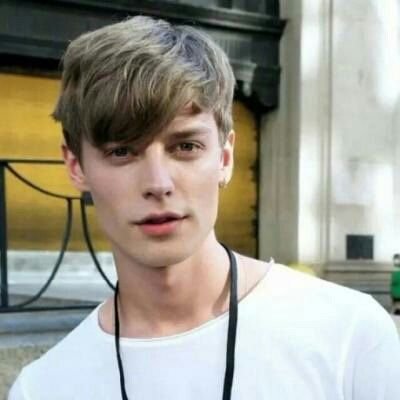 LZQ19890918's profile picture. ၊||၊ DeSpeed ၊||၊