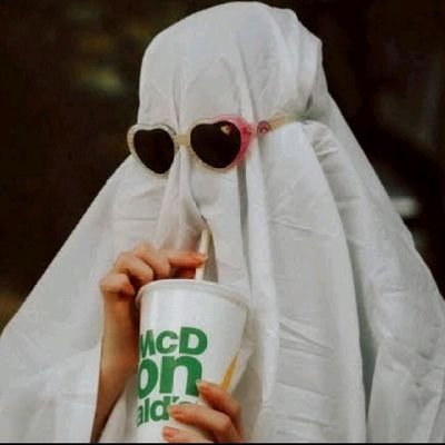 Nesrinartan4's profile picture. 