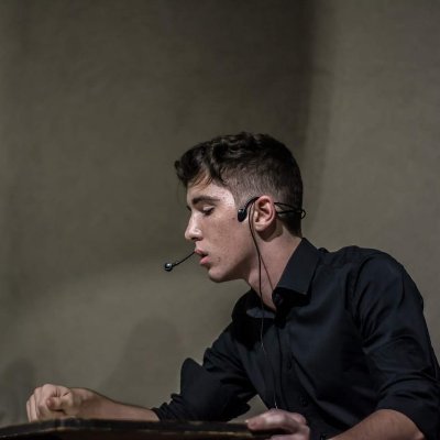 W0LFzao Profile Picture