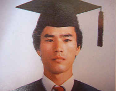 현 정현건설사업 대표/동국대 경영/영주고/자영업/헬스/등산/바둑/주말 낚시/주말 농장/in 부산. 만나서 반갑습니다. 요즘 SNS에 슬슬 재미가 붙고 있습니다! ^^