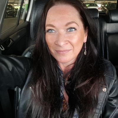 Mum of 2 beauty's inc Dog & Cat.
Radio Northwich DJ & Recovery mentor!
Advocate - CSA, PTSD, Crohns Disease.
On a endurance journey with my poo bag!