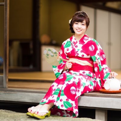 毎日11時間労働の飲食店の店長だった私がスマホぽちぽちしてたら月収205万稼げました💓LINE現金プレゼント企画とか色々やってます!まずは追加で30万円GETしてね!▶︎https://t.co/ZbPPxJjuTb