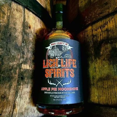 🥃 Local Craft Distillery #Bourbon #cornwhiskey & #moonshine
🥃4 Generations of Brewing & Distilling
🥃Traditional Moonshine Flavors