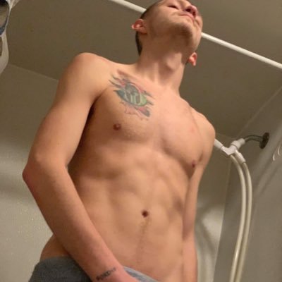 21 Year Old Bi Twink Tryna get into something 🥵😋
$mcallistera2 on cashapp if you're up for it 😋
👻-grimynsfw