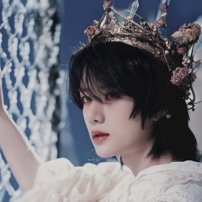 TxTeatree's profile picture. @ txt account black moas follow me!!