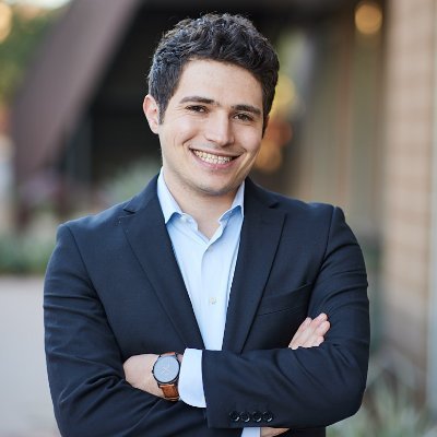 BenjaminMKnapp1's profile picture. Innovator. Engineer. Entrepreneur. Solving the most pressing needs in health education.