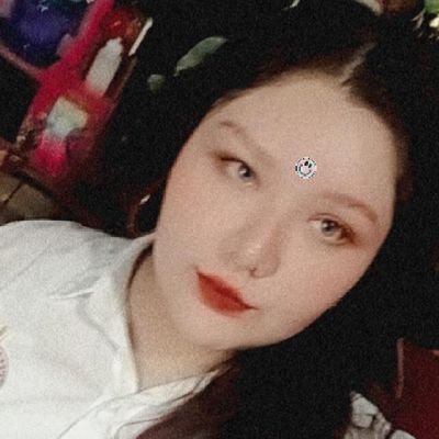 just another account with random things ♡
✨ 20✨
