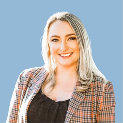 Content Marketer Manager @ Bloomreach day, dance teacher by night
