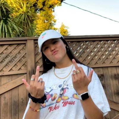 leekaelaa's profile picture. foh✨respectfully ✨🌈 she/they
