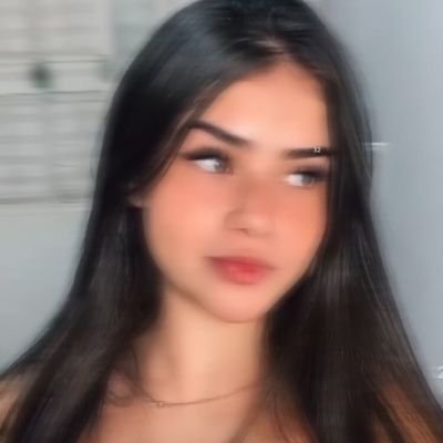 llussx7's profile picture. sem tempo.