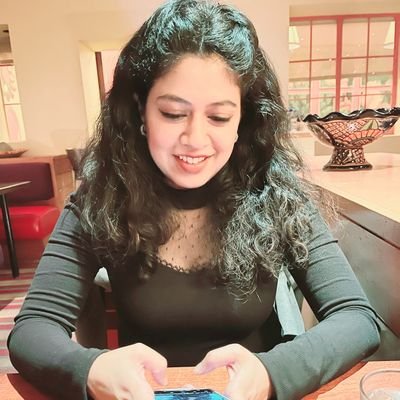 proud New Yorker, foodie, self reliant, Indian, 100% real deal volunteer @TheArts