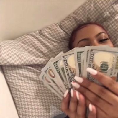 kluvr24's profile picture. 