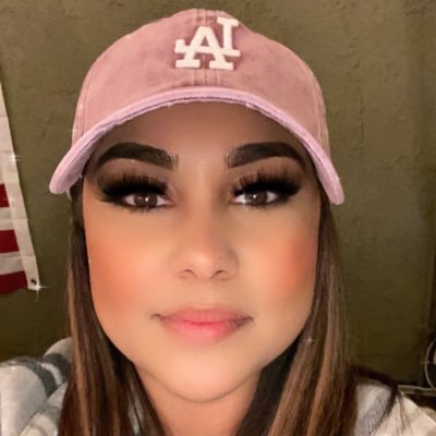 ogmoonlova's profile picture. “This life is a process of learning” #dodgers #music #god #mychildren #hubby