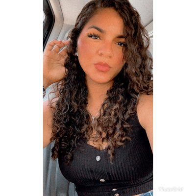 nichoalg's profile picture. sunflowers & tulips