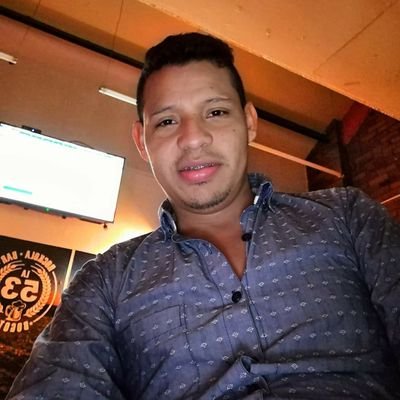 Eduardo70852310's profile picture. uribista 100%. 
Estudiante de construccion y arquotectura e ingeniria .Santo Tomas.