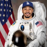 ♛𝕃𝕒𝕨𝕣𝕖𝕟𝕔𝕖♛ (@theblazingking_) 's Twitter Profile Photo