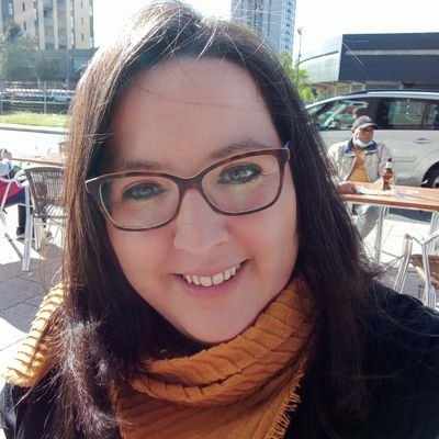 Desobediente, aprendiz y subversiva. Convencida del poder que tenemos las personas para unirnos y cambiar las cosas.
