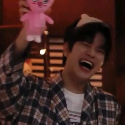 xuejieden's profile picture. 