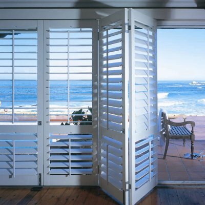 A skilled and professional sales manager from a manufacturer of Plantation Shutters;