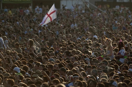 ComeTogetherLDN's profile picture. SIR PAUL MCCARTNEY is supporting Come Together London 2011-2012. This is all about diversity! Expect BIG NAMES CHART MUSIC AND A GREAT PARTY!